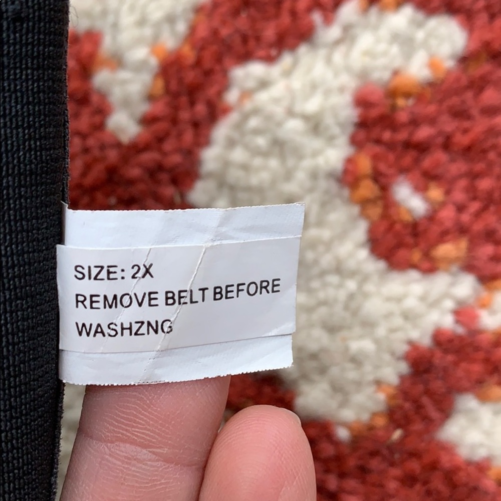 Black Front Knot Snap Closure Belt - Picture 4 of 4